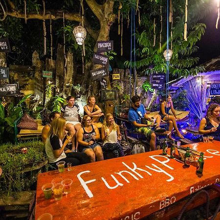 Funky Place Lovina Exterior foto